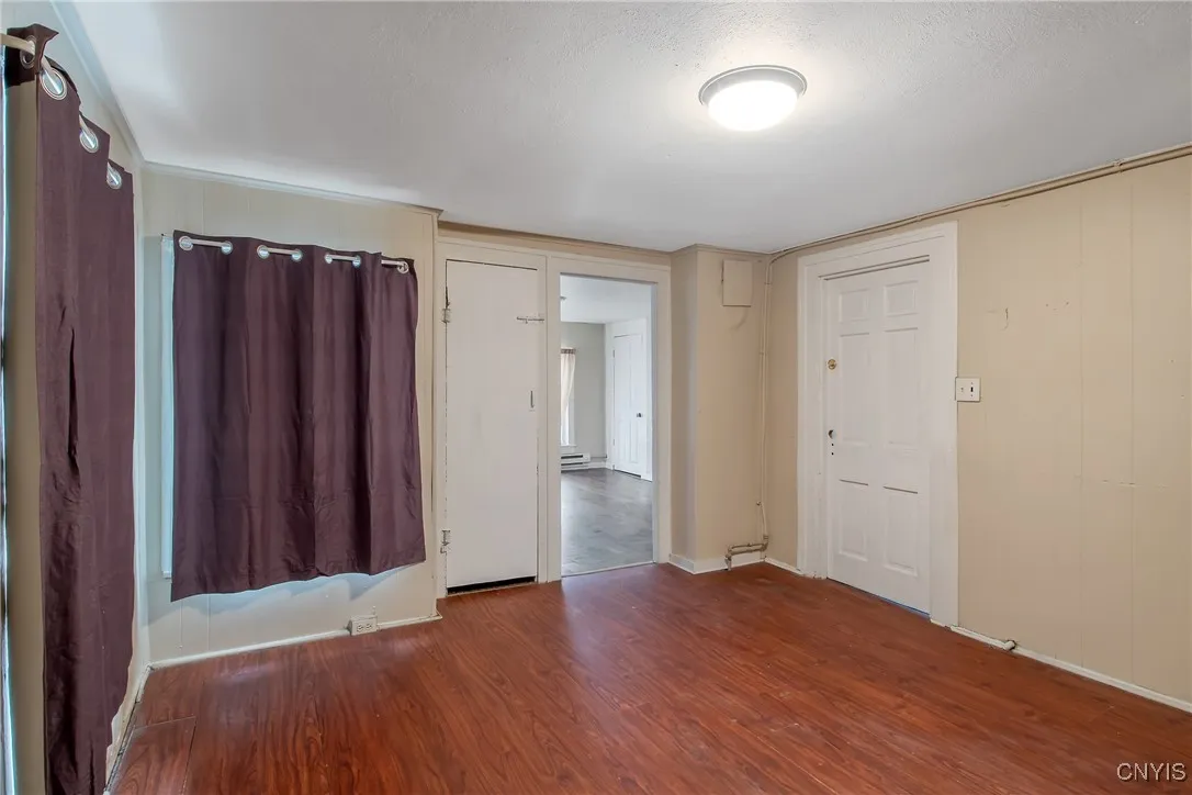 306 Shuart Avenue, Syracuse, New York 13203, Syracuse, New York 13203, 6 Bedroom Bedrooms, ,2 BathroomBathrooms,Residential,For Sale,306 Shuart Avenue, Syracuse, New York 13203,0,S1656253