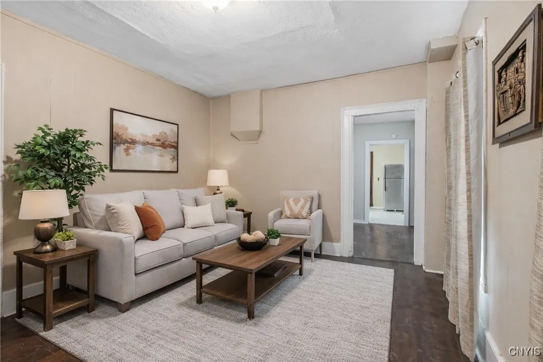 306 Shuart Avenue, Syracuse, New York 13203, Syracuse, New York 13203, 6 Bedroom Bedrooms, ,2 BathroomBathrooms,Residential,For Sale,306 Shuart Avenue, Syracuse, New York 13203,0,S1656253
