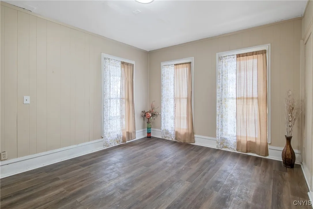 306 Shuart Avenue, Syracuse, New York 13203, Syracuse, New York 13203, 6 Bedroom Bedrooms, ,2 BathroomBathrooms,Residential,For Sale,306 Shuart Avenue, Syracuse, New York 13203,0,S1656253