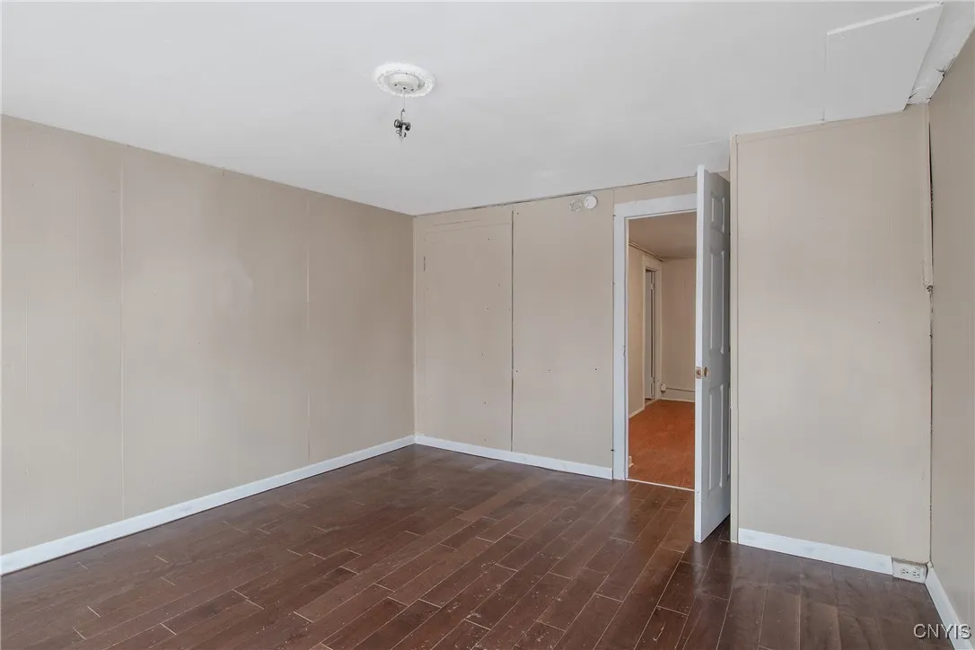 306 Shuart Avenue, Syracuse, New York 13203, Syracuse, New York 13203, 6 Bedroom Bedrooms, ,2 BathroomBathrooms,Residential,For Sale,306 Shuart Avenue, Syracuse, New York 13203,0,S1656253
