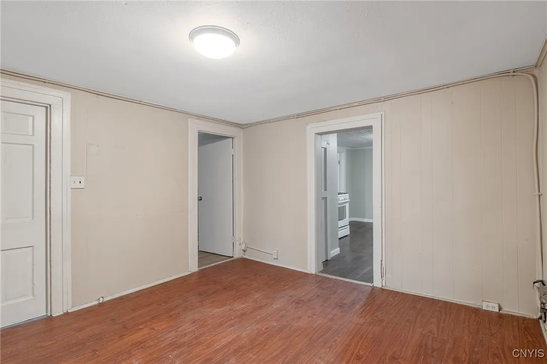 306 Shuart Avenue, Syracuse, New York 13203, Syracuse, New York 13203, 6 Bedroom Bedrooms, ,2 BathroomBathrooms,Residential,For Sale,306 Shuart Avenue, Syracuse, New York 13203,0,S1656253