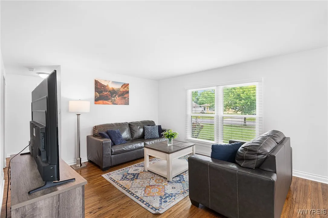 150 Meadow Lea Drive, Amherst, New York 14226, Amherst, New York 14226, 3 Bedrooms Bedrooms, 6 Rooms Rooms,1 BathroomBathrooms,Residential,For Sale,150 Meadow Lea Drive, Amherst, New York 14226,0,B1657189