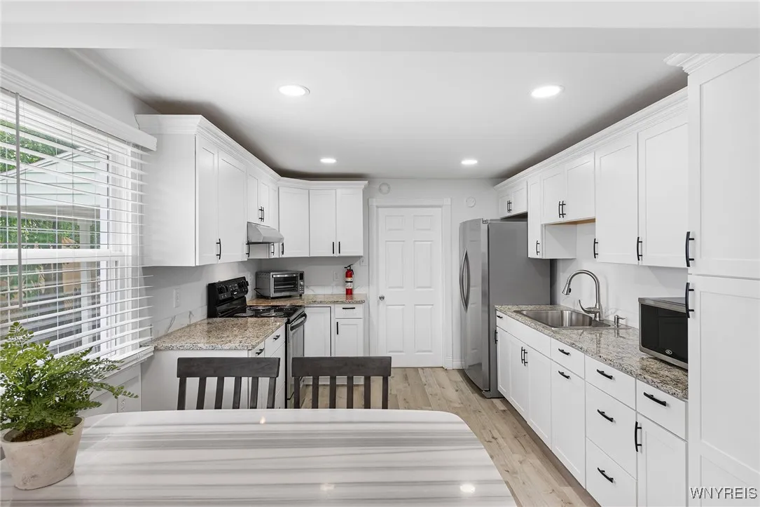 150 Meadow Lea Drive, Amherst, New York 14226, Amherst, New York 14226, 3 Bedrooms Bedrooms, 6 Rooms Rooms,1 BathroomBathrooms,Residential,For Sale,150 Meadow Lea Drive, Amherst, New York 14226,0,B1657189
