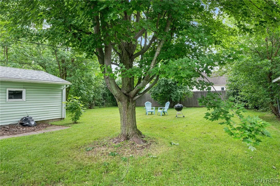 150 Meadow Lea Drive, Amherst, New York 14226, Amherst, New York 14226, 3 Bedrooms Bedrooms, 6 Rooms Rooms,1 BathroomBathrooms,Residential,For Sale,150 Meadow Lea Drive, Amherst, New York 14226,0,B1657189