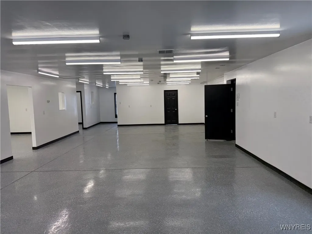 105 Mid County Drive, Orchard Park, New York 14127, Orchard Park, New York 14127, ,Commercial Lease,For Rent,105 Mid County Drive, Orchard Park, New York 14127,0,B1657193