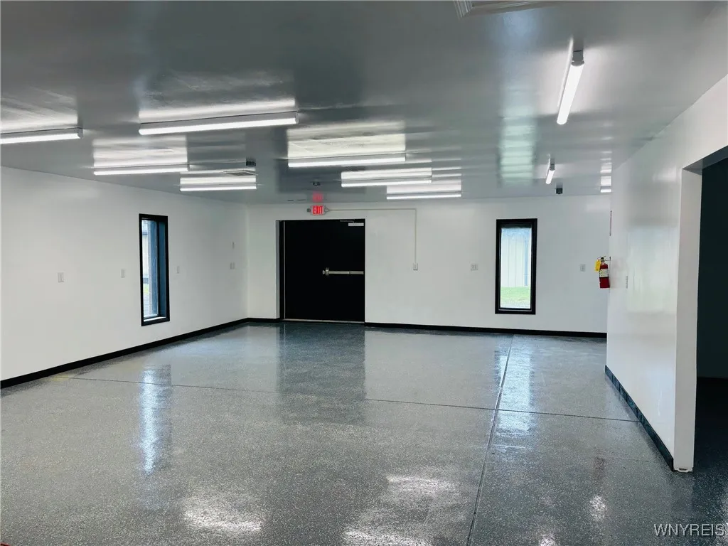 105 Mid County Drive, Orchard Park, New York 14127, Orchard Park, New York 14127, ,Commercial Lease,For Rent,105 Mid County Drive, Orchard Park, New York 14127,0,B1657193