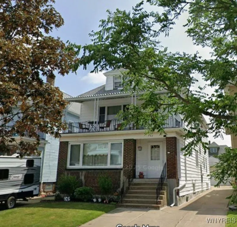 247 Commonwealth Avenue, Buffalo, New York 14216, Buffalo, New York 14216, 2 Bedrooms Bedrooms, 6 Rooms Rooms,1 BathroomBathrooms,Residential Lease,Closed,247 Commonwealth Avenue, Buffalo, New York 14216,0,B1657230