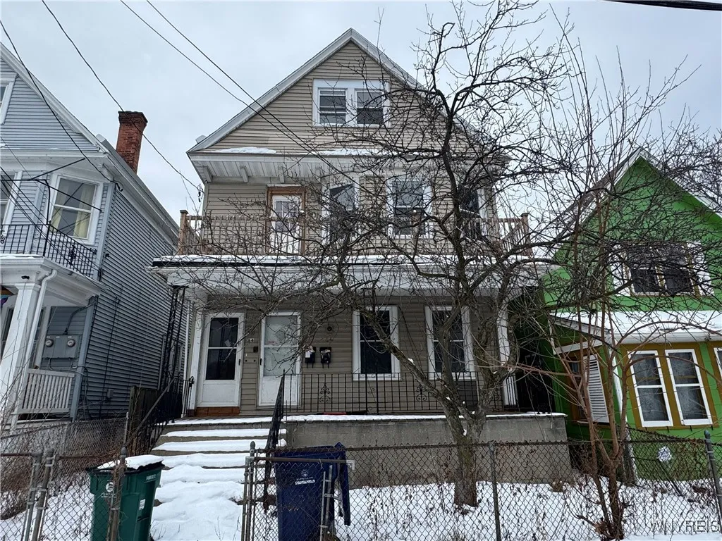 64 Barton Street, Buffalo, New York 14213, Buffalo, New York 14213, 6 Bedrooms Bedrooms, ,2 BathroomsBathrooms,Residential,For Sale,64 Barton Street, Buffalo, New York 14213,0,B1657285