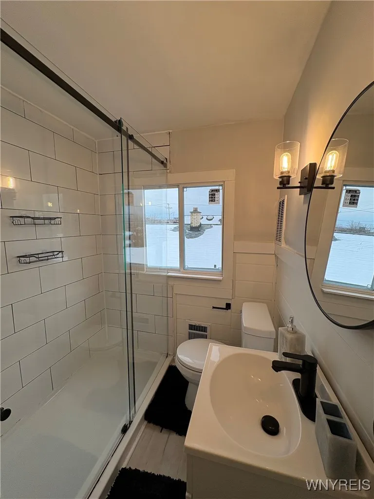 430 Washington Avenue, Tonawanda, New York 14217, Tonawanda, New York 14217, 3 Bedrooms Bedrooms, 6 Rooms Rooms,2 BathroomsBathrooms,Residential,For Sale,430 Washington Avenue, Tonawanda, New York 14217,0,B1656944