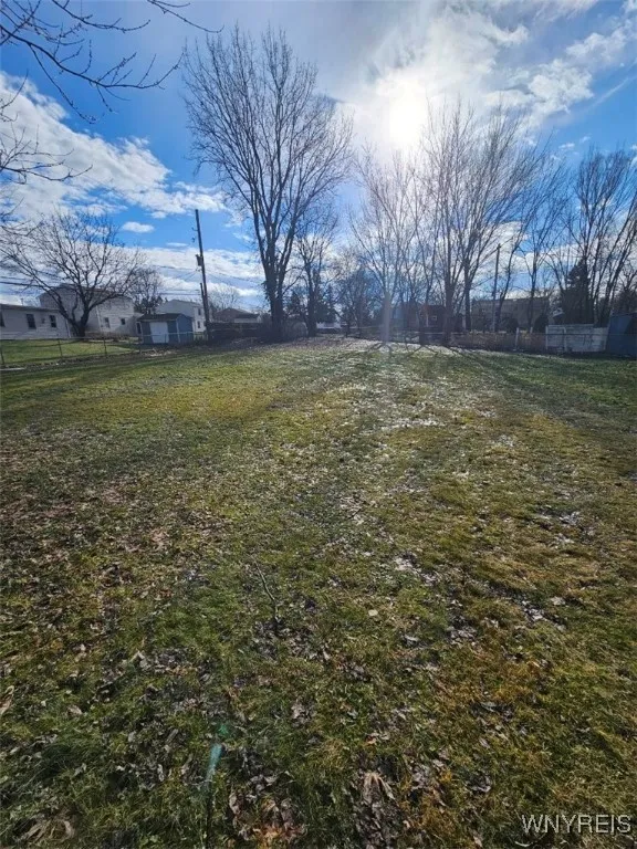 33 Vermont Place, West Seneca, New York 14224, West Seneca, New York 14224, 4 Bedrooms Bedrooms, 8 Rooms Rooms,1 BathroomBathrooms,Residential,Closed,33 Vermont Place, West Seneca, New York 14224,0,B1657400