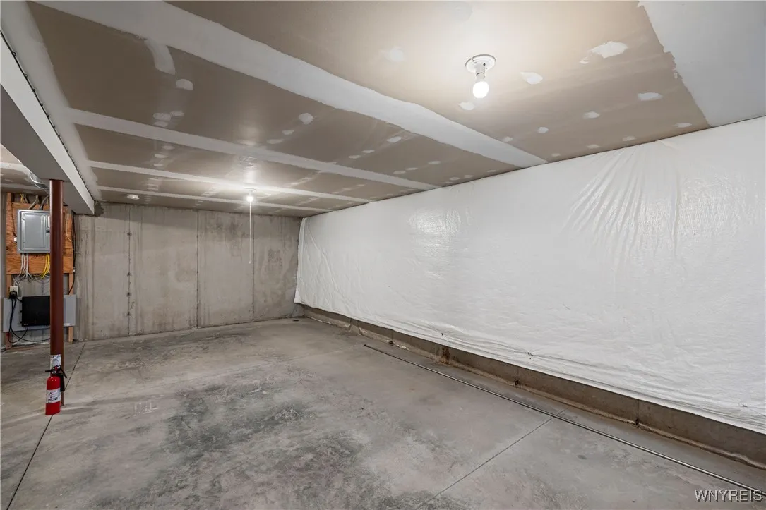 31 Tralee, Amherst, New York 14051, Amherst, New York 14051, 2 Bedrooms Bedrooms, 4 Rooms Rooms,2 BathroomsBathrooms,Residential,Closed,31 Tralee, Amherst, New York 14051,0,B1657520