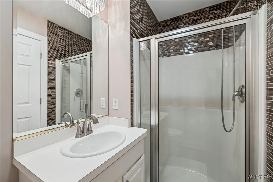 31 Tralee, Amherst, New York 14051, Amherst, New York 14051, 2 Bedrooms Bedrooms, 4 Rooms Rooms,2 BathroomsBathrooms,Residential,Closed,31 Tralee, Amherst, New York 14051,0,B1657520