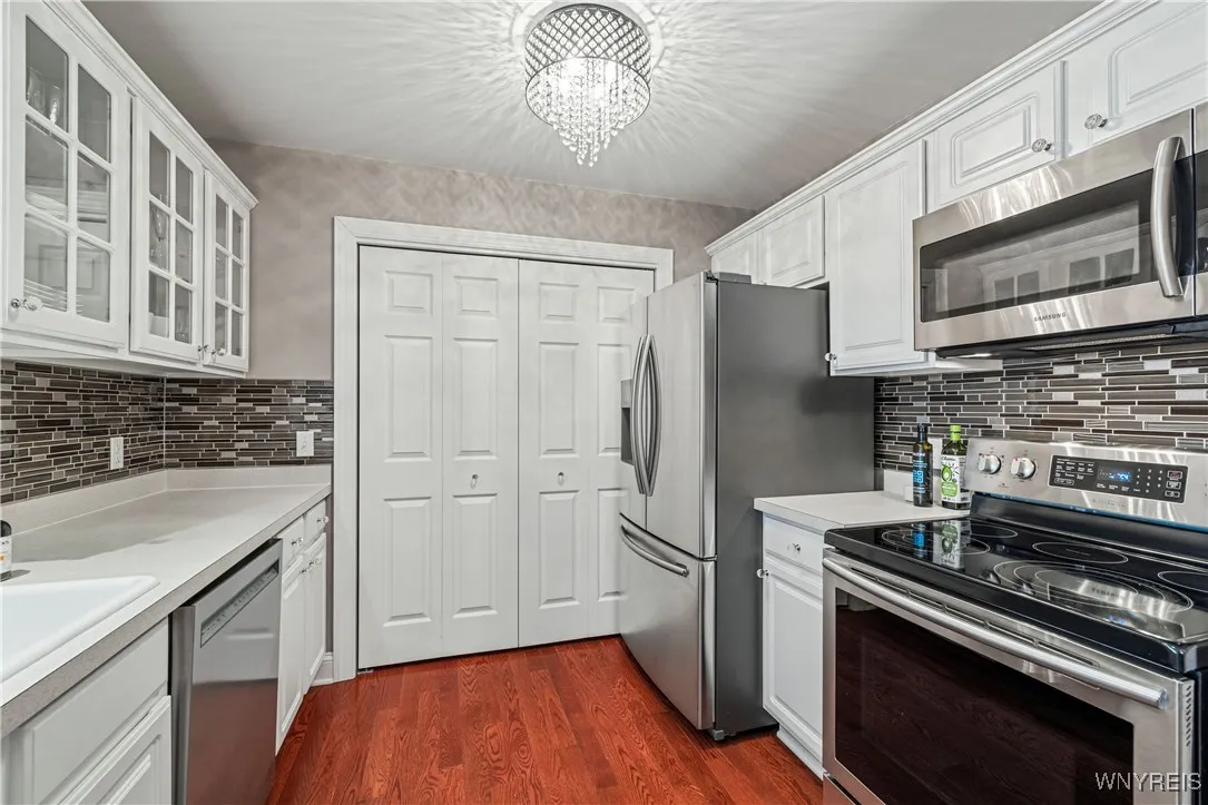 31 Tralee, Amherst, New York 14051, Amherst, New York 14051, 2 Bedrooms Bedrooms, 4 Rooms Rooms,2 BathroomsBathrooms,Residential,Closed,31 Tralee, Amherst, New York 14051,0,B1657520