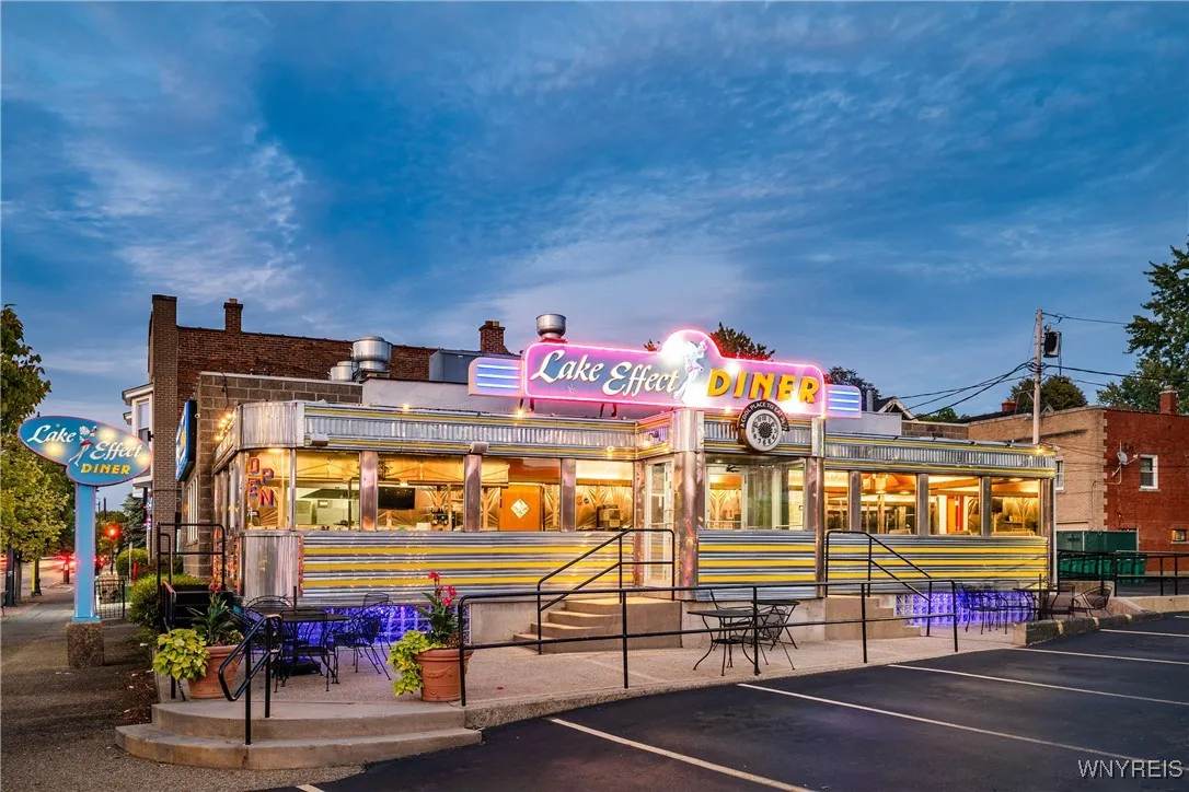 3165 Main Street, Buffalo, New York 14214, Buffalo, New York 14214, ,Commercial Sale,For Sale,3165 Main Street, Buffalo, New York 14214,0,B1657761