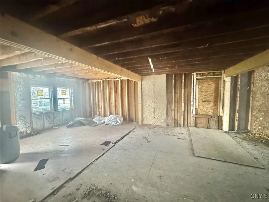 75 East 10 1/2 Street, Oswego, New York 13126, Oswego, New York 13126, 3 Bedrooms Bedrooms, ,1 BathroomBathrooms,Residential,For Sale,75 East 10 1/2 Street, Oswego, New York 13126,0,S1657534