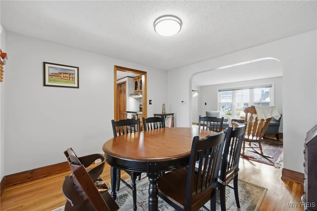 12 Colvinhurst Drive, Tonawanda, New York 14223, Tonawanda, New York 14223, 3 Bedrooms Bedrooms, 8 Rooms Rooms,1 BathroomBathrooms,Residential,Closed,12 Colvinhurst Drive, Tonawanda, New York 14223,0,B1657813