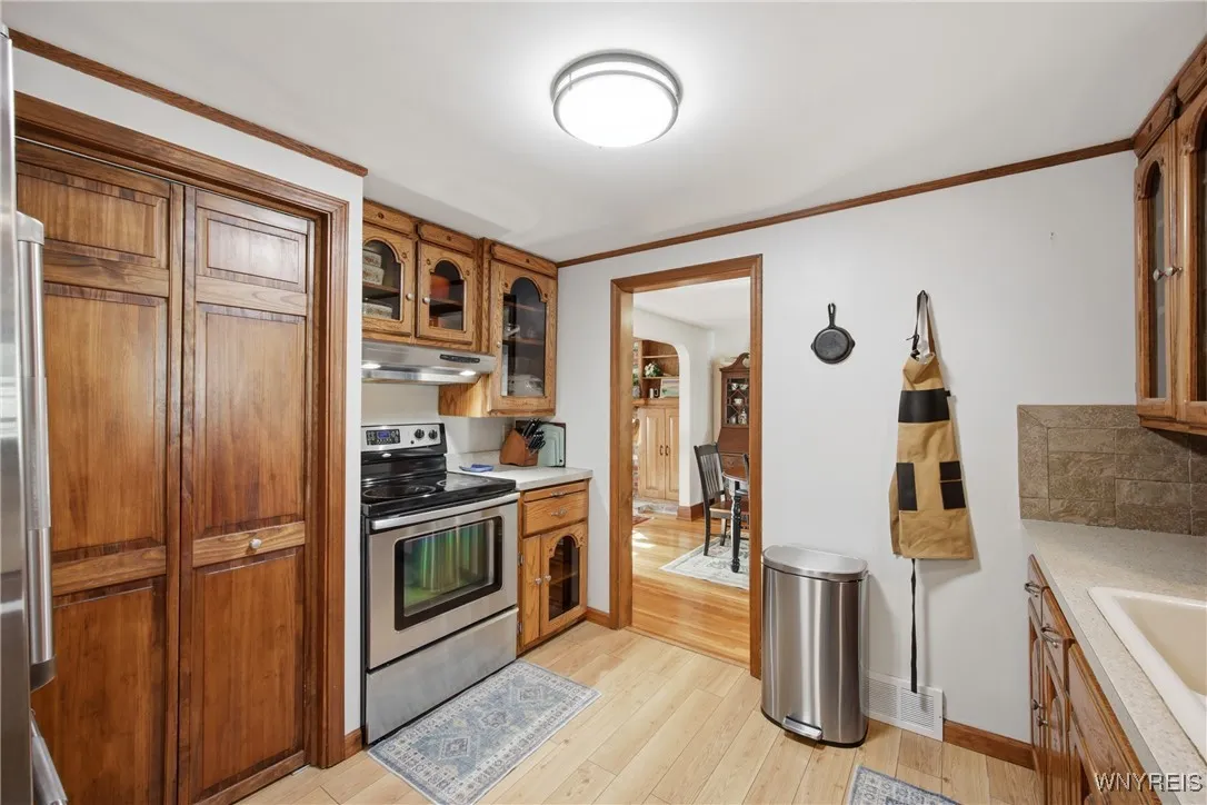 12 Colvinhurst Drive, Tonawanda, New York 14223, Tonawanda, New York 14223, 3 Bedrooms Bedrooms, 8 Rooms Rooms,1 BathroomBathrooms,Residential,Closed,12 Colvinhurst Drive, Tonawanda, New York 14223,0,B1657813