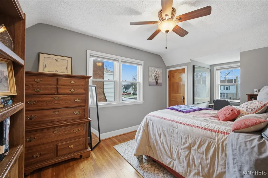 12 Colvinhurst Drive, Tonawanda, New York 14223, Tonawanda, New York 14223, 3 Bedrooms Bedrooms, 8 Rooms Rooms,1 BathroomBathrooms,Residential,Closed,12 Colvinhurst Drive, Tonawanda, New York 14223,0,B1657813