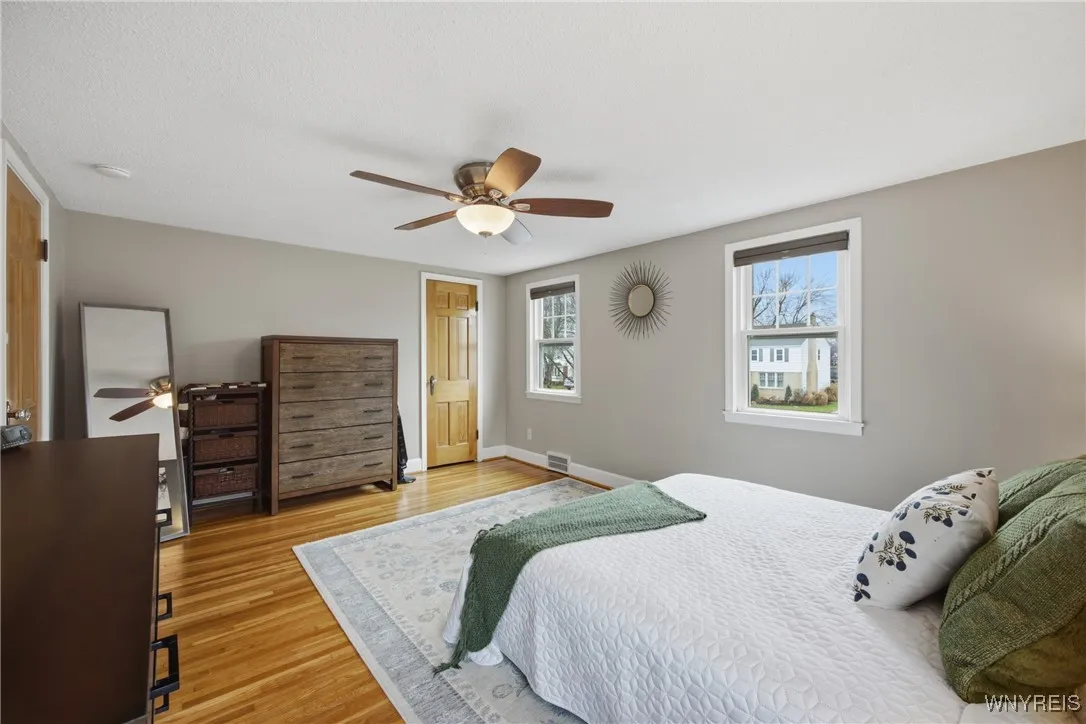 12 Colvinhurst Drive, Tonawanda, New York 14223, Tonawanda, New York 14223, 3 Bedrooms Bedrooms, 8 Rooms Rooms,1 BathroomBathrooms,Residential,Closed,12 Colvinhurst Drive, Tonawanda, New York 14223,0,B1657813