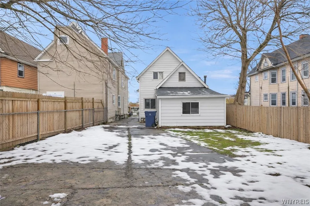145 Arkansas Street, Buffalo, New York 14213, Buffalo, New York 14213, 4 Bedroom Bedrooms, 4 Room Rooms,2 BathroomBathrooms,Residential,For Sale,145 Arkansas Street, Buffalo, New York 14213,0,B1655498