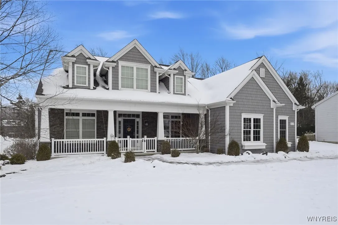 5115 Willowbrook Drive West, Clarence, New York 14, Clarence, New York 14031, 4 Bedrooms Bedrooms, 8 Rooms Rooms,3 BathroomsBathrooms,Residential,For Sale,5115 Willowbrook Drive West, Clarence, New York 14,0,B1656711