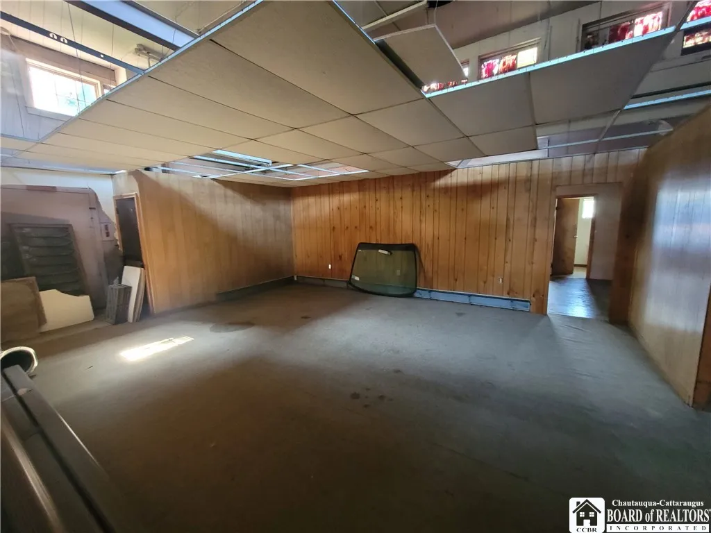 814 Clinton Street, Jamestown, New York 14701, Jamestown, New York 14701, ,Commercial Sale,For Sale,814 Clinton Street, Jamestown, New York 14701,0,R1657539