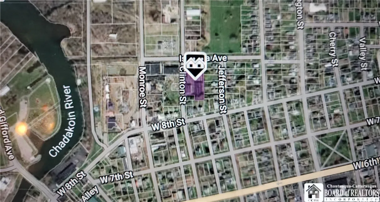 814 Clinton Street, Jamestown, New York 14701, Jamestown, New York 14701, ,Commercial Sale,For Sale,814 Clinton Street, Jamestown, New York 14701,0,R1657539