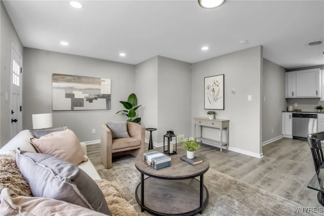 24 Commercial Street, Hamburg, New York 14219, Hamburg, New York 14219, 4 Bedrooms Bedrooms, ,2 BathroomsBathrooms,Residential,For Sale,24 Commercial Street, Hamburg, New York 14219,0,B1657944