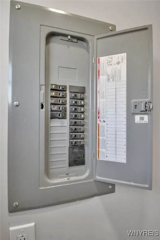 24 Commercial Street, Hamburg, New York 14219, Hamburg, New York 14219, 4 Bedrooms Bedrooms, ,2 BathroomsBathrooms,Residential,For Sale,24 Commercial Street, Hamburg, New York 14219,0,B1657944