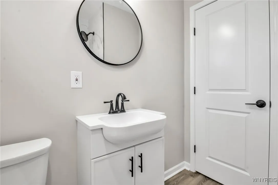 24 Commercial Street, Hamburg, New York 14219, Hamburg, New York 14219, 4 Bedrooms Bedrooms, ,2 BathroomsBathrooms,Residential,For Sale,24 Commercial Street, Hamburg, New York 14219,0,B1657944