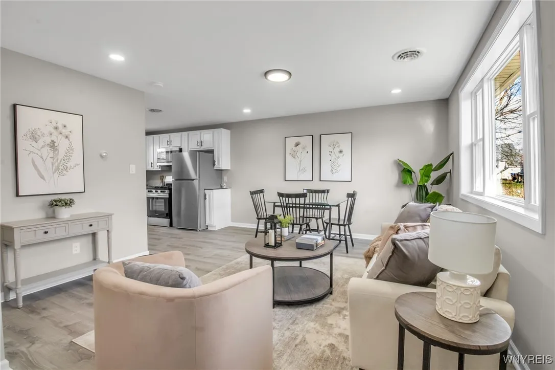 24 Commercial Street, Hamburg, New York 14219, Hamburg, New York 14219, 4 Bedrooms Bedrooms, ,2 BathroomsBathrooms,Residential,For Sale,24 Commercial Street, Hamburg, New York 14219,0,B1657944