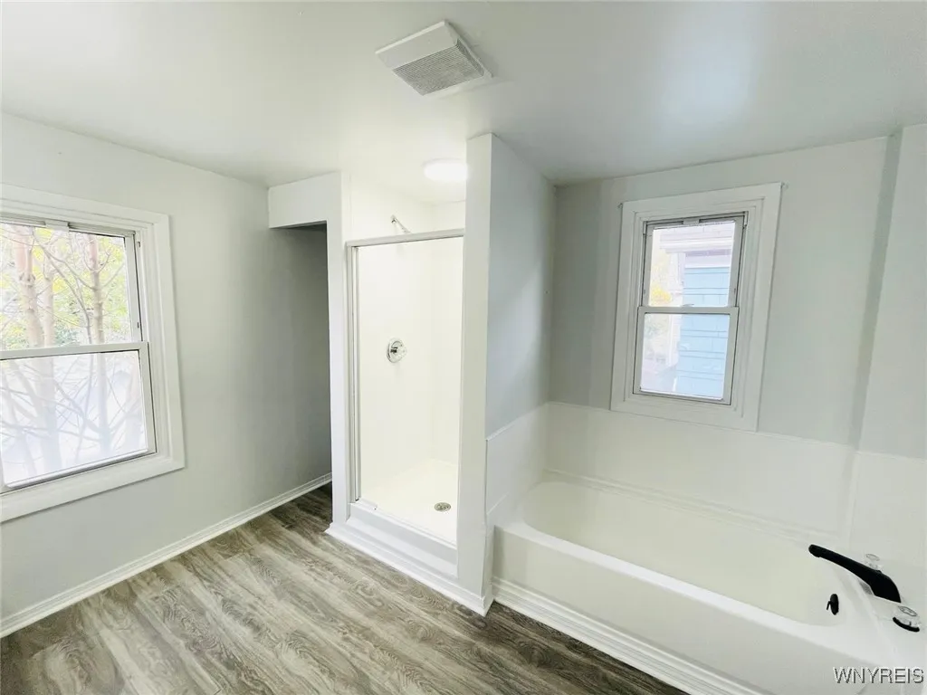 280 Esser Avenue, Buffalo, New York 14207, Buffalo, New York 14207, 3 Bedrooms Bedrooms, 5 Rooms Rooms,1 BathroomBathrooms,Residential,Closed,280 Esser Avenue, Buffalo, New York 14207,0,B1658068
