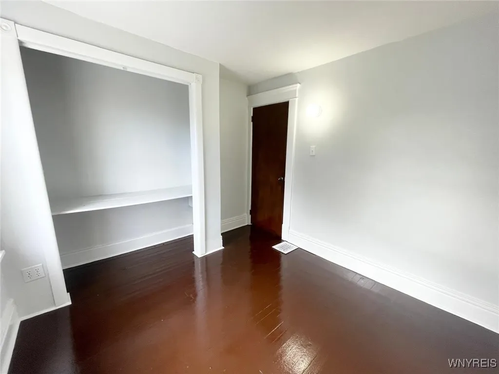 280 Esser Avenue, Buffalo, New York 14207, Buffalo, New York 14207, 3 Bedrooms Bedrooms, 5 Rooms Rooms,1 BathroomBathrooms,Residential,Closed,280 Esser Avenue, Buffalo, New York 14207,0,B1658068