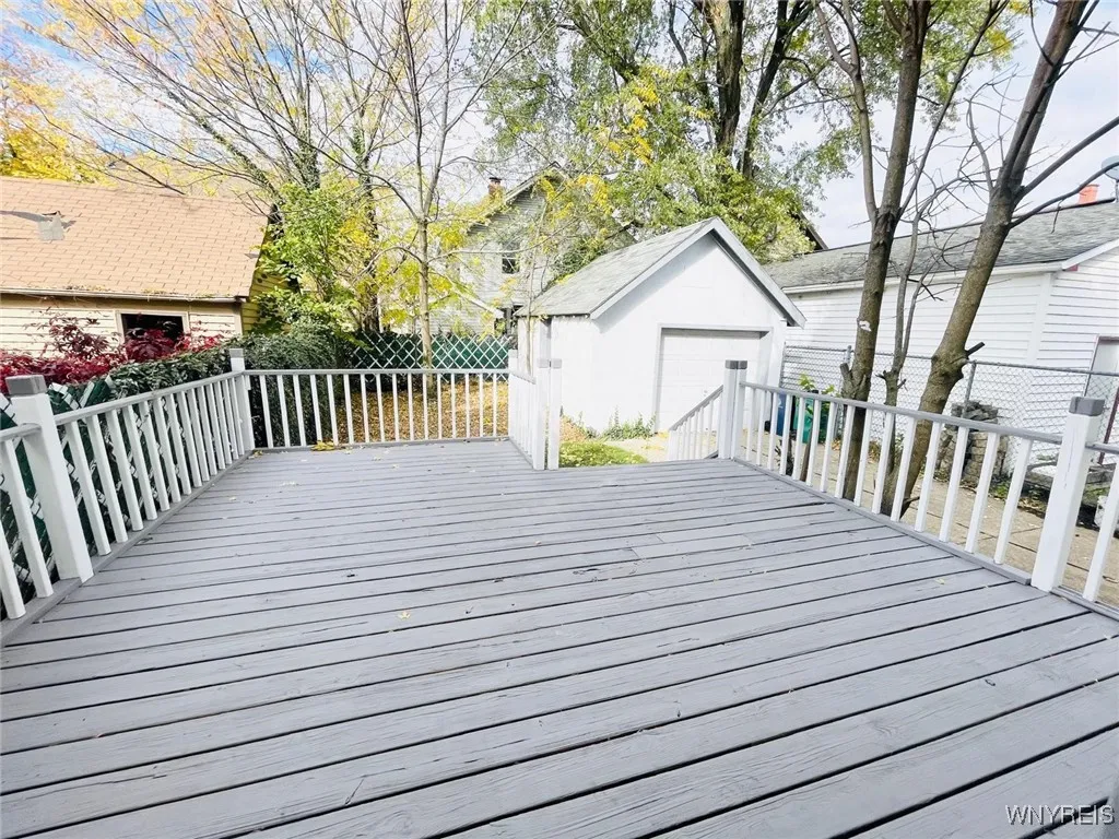 280 Esser Avenue, Buffalo, New York 14207, Buffalo, New York 14207, 3 Bedrooms Bedrooms, 5 Rooms Rooms,1 BathroomBathrooms,Residential,Closed,280 Esser Avenue, Buffalo, New York 14207,0,B1658068