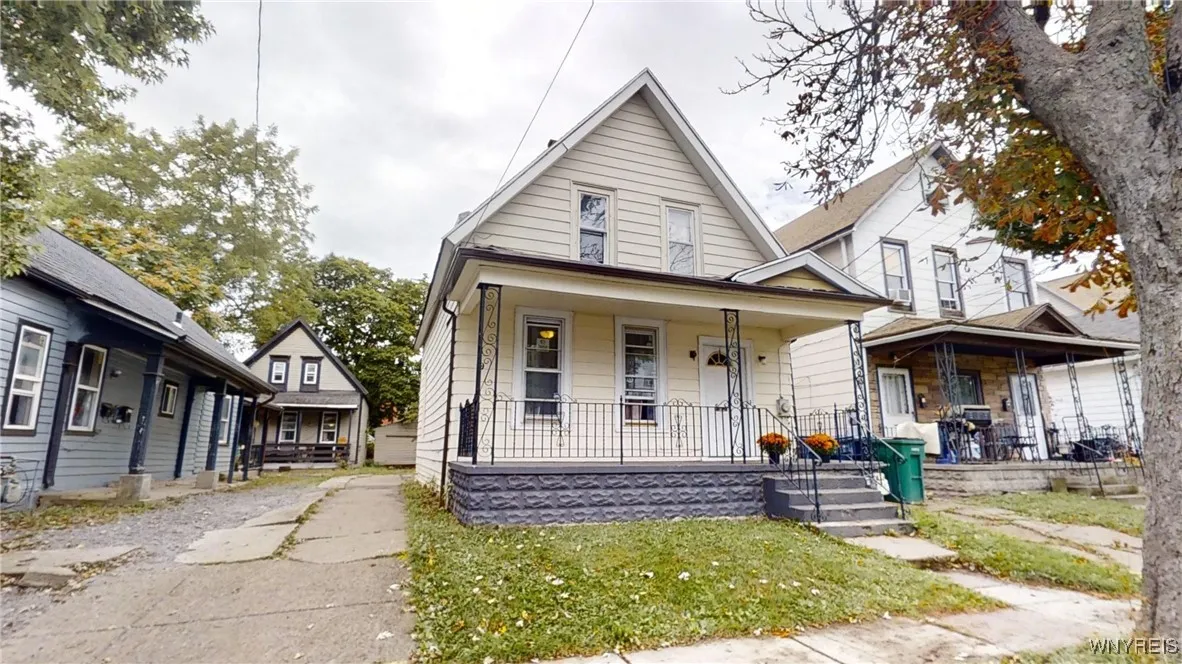 52 Dart Street, Buffalo, New York 14213, Buffalo, New York 14213, 3 Bedrooms Bedrooms, 8 Rooms Rooms,1 BathroomBathrooms,Residential,For Sale,52 Dart Street, Buffalo, New York 14213,0,B1657917