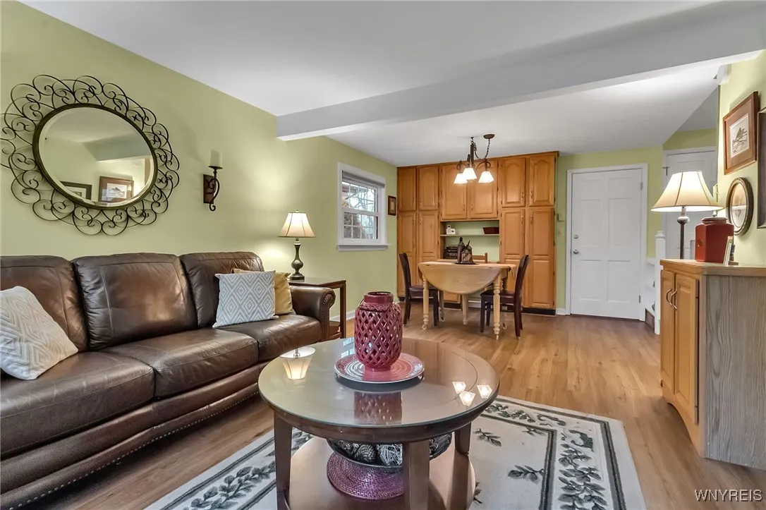 277 Woodward Drive, West Seneca, New York 14224, West Seneca, New York 14224, 3 Bedrooms Bedrooms, 7 Rooms Rooms,1 BathroomBathrooms,Residential,Closed,277 Woodward Drive, West Seneca, New York 14224,0,B1657965