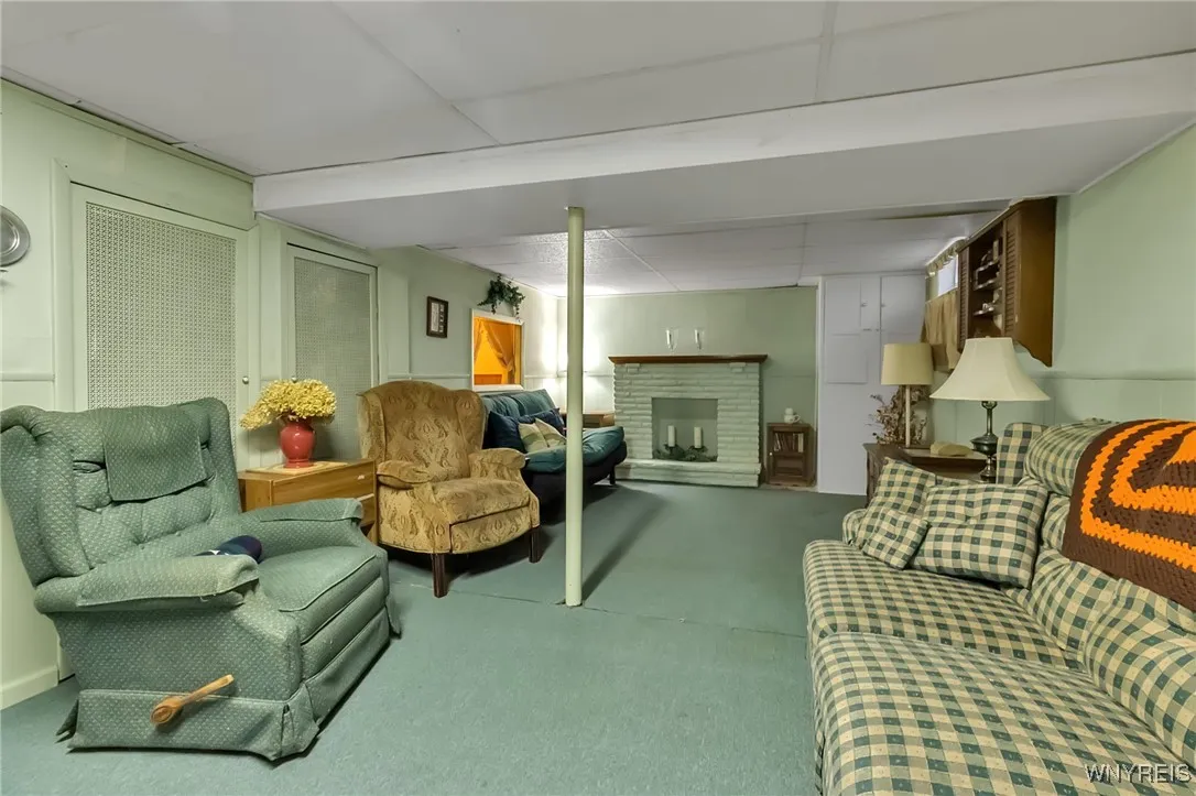 277 Woodward Drive, West Seneca, New York 14224, West Seneca, New York 14224, 3 Bedrooms Bedrooms, 7 Rooms Rooms,1 BathroomBathrooms,Residential,Closed,277 Woodward Drive, West Seneca, New York 14224,0,B1657965