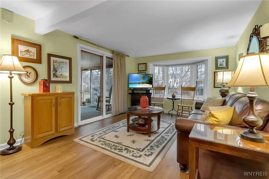 277 Woodward Drive, West Seneca, New York 14224, West Seneca, New York 14224, 3 Bedrooms Bedrooms, 7 Rooms Rooms,1 BathroomBathrooms,Residential,Closed,277 Woodward Drive, West Seneca, New York 14224,0,B1657965