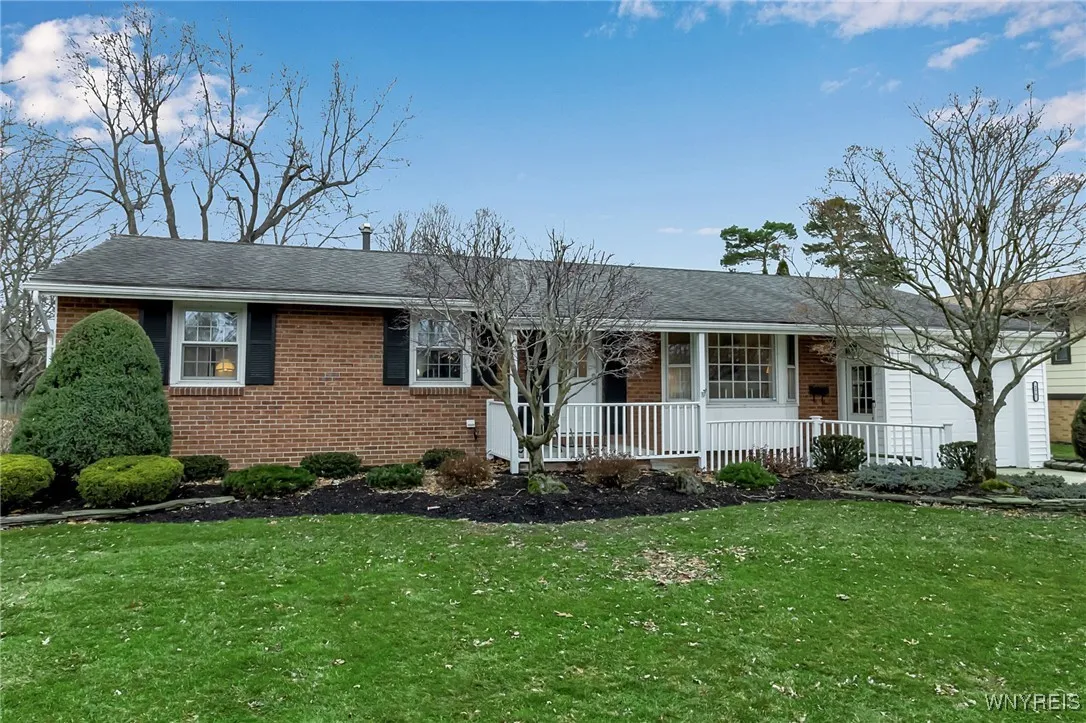 277 Woodward Drive, West Seneca, New York 14224, West Seneca, New York 14224, 3 Bedrooms Bedrooms, 7 Rooms Rooms,1 BathroomBathrooms,Residential,Closed,277 Woodward Drive, West Seneca, New York 14224,0,B1657965