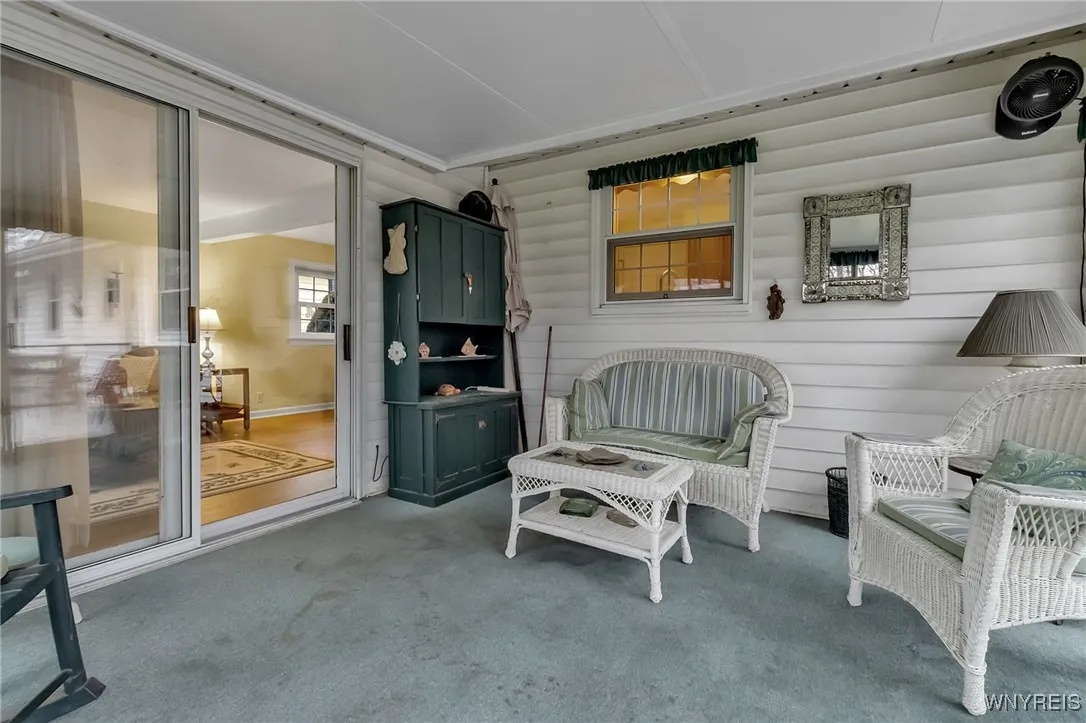 277 Woodward Drive, West Seneca, New York 14224, West Seneca, New York 14224, 3 Bedrooms Bedrooms, 7 Rooms Rooms,1 BathroomBathrooms,Residential,Closed,277 Woodward Drive, West Seneca, New York 14224,0,B1657965