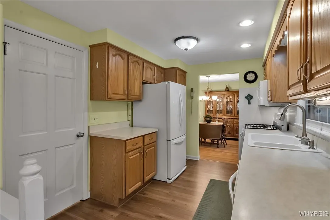 277 Woodward Drive, West Seneca, New York 14224, West Seneca, New York 14224, 3 Bedrooms Bedrooms, 7 Rooms Rooms,1 BathroomBathrooms,Residential,Closed,277 Woodward Drive, West Seneca, New York 14224,0,B1657965