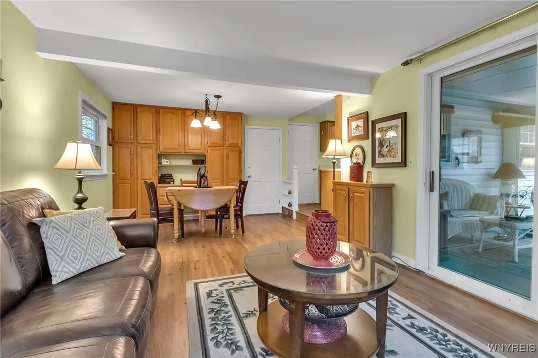 277 Woodward Drive, West Seneca, New York 14224, West Seneca, New York 14224, 3 Bedrooms Bedrooms, 7 Rooms Rooms,1 BathroomBathrooms,Residential,Closed,277 Woodward Drive, West Seneca, New York 14224,0,B1657965