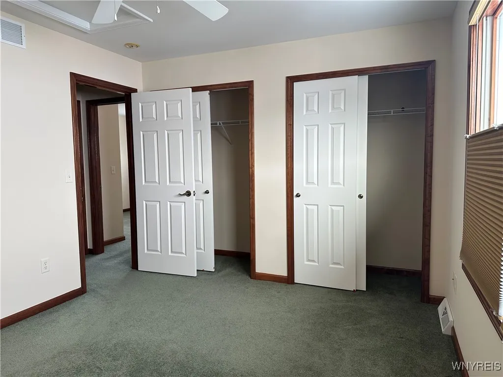 8047 Laurel Park Lane, Clarence, New York 14051, Clarence, New York 14051, 3 Bedrooms Bedrooms, 6 Rooms Rooms,2 BathroomsBathrooms,Residential Lease,For Rent,8047 Laurel Park Lane, Clarence, New York 14051,0,B1657949
