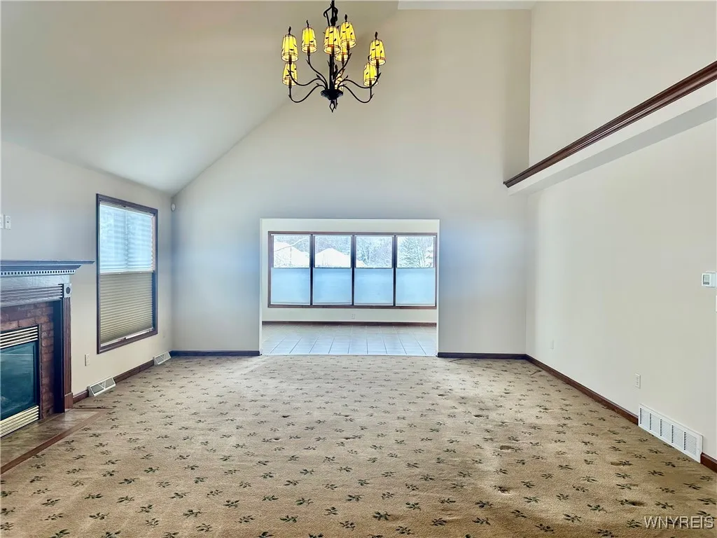 8047 Laurel Park Lane, Clarence, New York 14051, Clarence, New York 14051, 3 Bedrooms Bedrooms, 6 Rooms Rooms,2 BathroomsBathrooms,Residential Lease,For Rent,8047 Laurel Park Lane, Clarence, New York 14051,0,B1657949