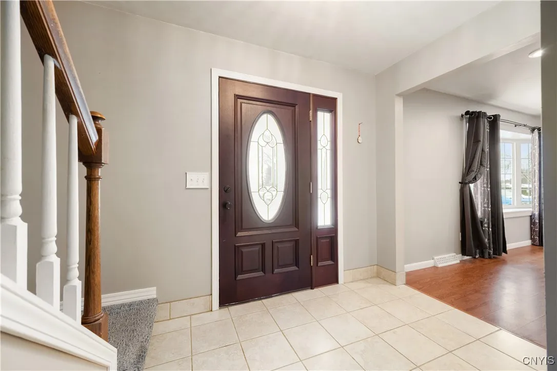 1754 North George Street, Rome, New York 13440, Rome, New York 13440, 4 Bedrooms Bedrooms, 10 Rooms Rooms,2 BathroomsBathrooms,Residential,Closed,1754 North George Street, Rome, New York 13440,0,S1657952