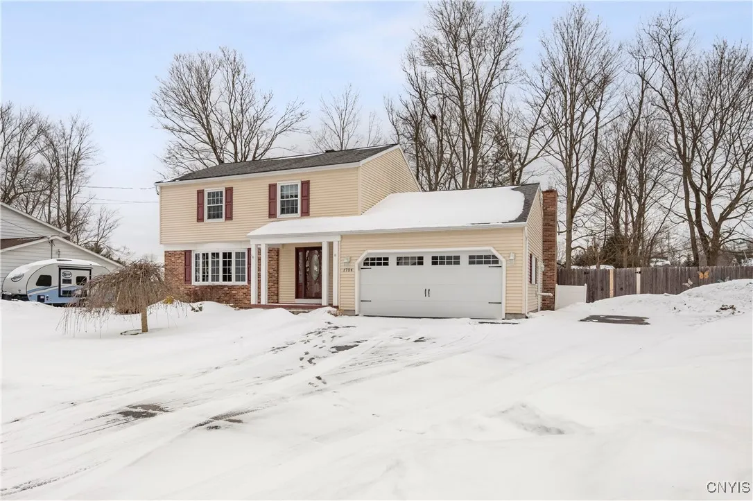 1754 North George Street, Rome, New York 13440, Rome, New York 13440, 4 Bedrooms Bedrooms, 10 Rooms Rooms,2 BathroomsBathrooms,Residential,Closed,1754 North George Street, Rome, New York 13440,0,S1657952