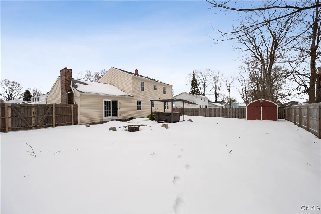 1754 North George Street, Rome, New York 13440, Rome, New York 13440, 4 Bedrooms Bedrooms, 10 Rooms Rooms,2 BathroomsBathrooms,Residential,Closed,1754 North George Street, Rome, New York 13440,0,S1657952