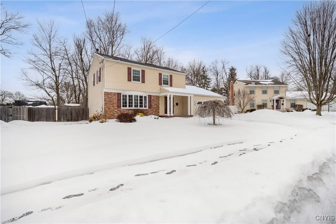1754 North George Street, Rome, New York 13440, Rome, New York 13440, 4 Bedrooms Bedrooms, 10 Rooms Rooms,2 BathroomsBathrooms,Residential,Closed,1754 North George Street, Rome, New York 13440,0,S1657952