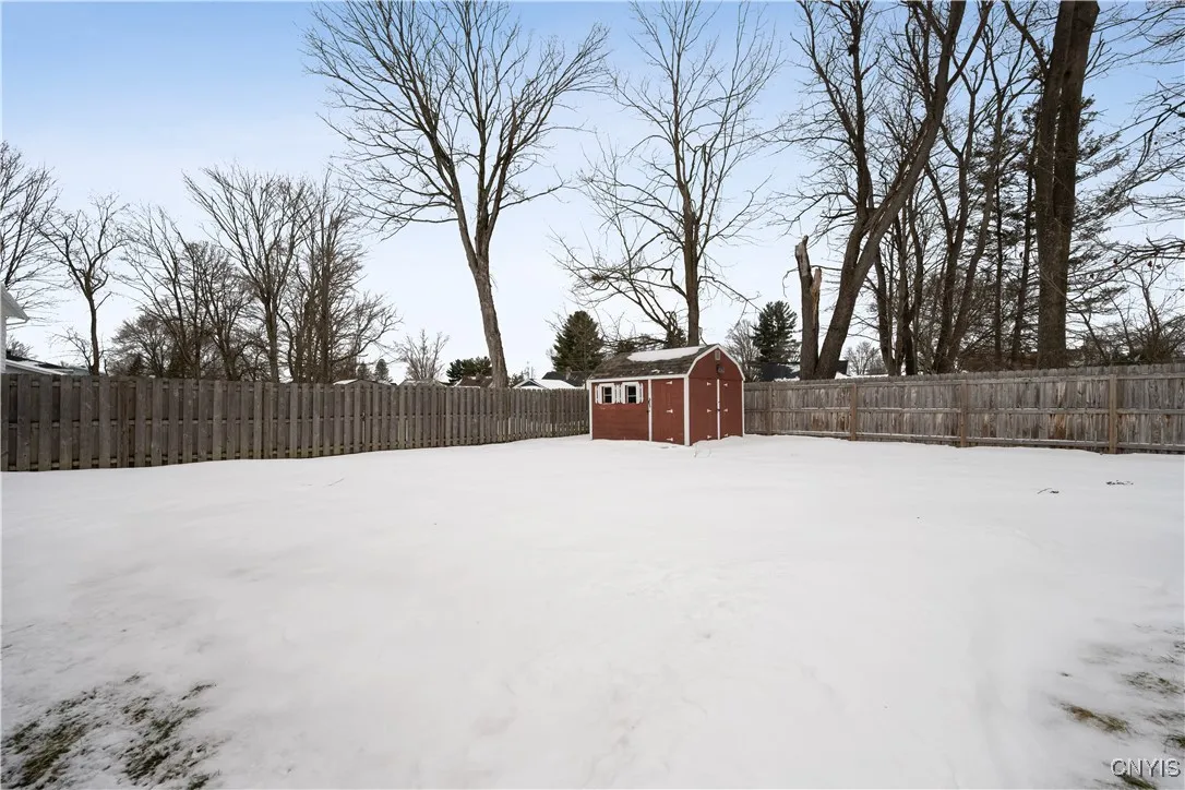 1754 North George Street, Rome, New York 13440, Rome, New York 13440, 4 Bedrooms Bedrooms, 10 Rooms Rooms,2 BathroomsBathrooms,Residential,Closed,1754 North George Street, Rome, New York 13440,0,S1657952