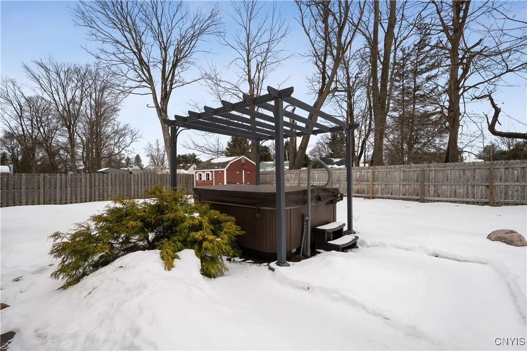 1754 North George Street, Rome, New York 13440, Rome, New York 13440, 4 Bedrooms Bedrooms, 10 Rooms Rooms,2 BathroomsBathrooms,Residential,Closed,1754 North George Street, Rome, New York 13440,0,S1657952